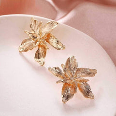 Hypericum Star Studs